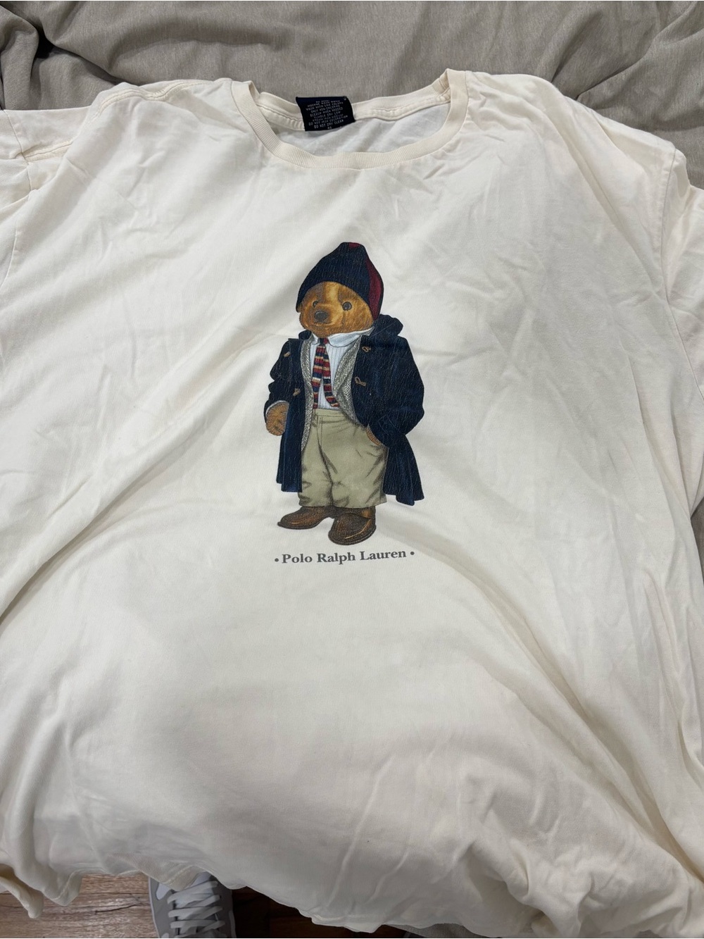 Polo by Ralph Lauren Men’s Off White Bear Graphic Long Sleeve Tee
